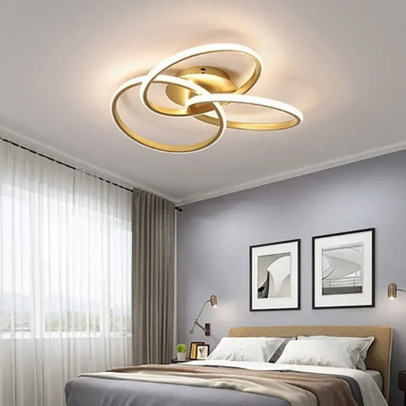 Plafonnier LED moderne en acrylique en forme de trèfle, à intensité variable, en noir, blanc et or – lampe intérieure pour salon, chambre et salle à manger.