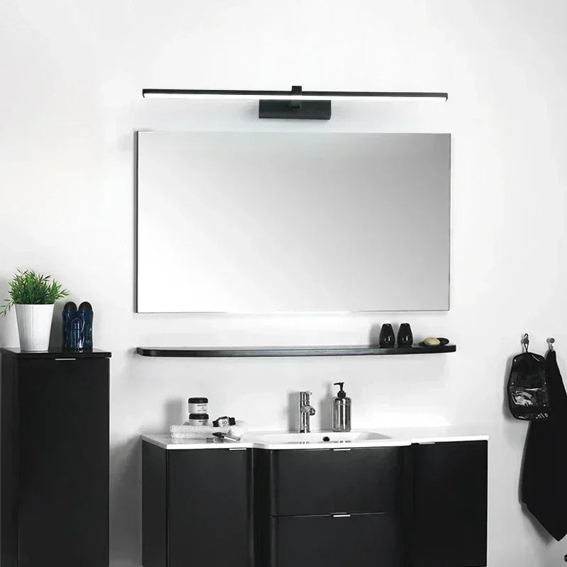 Applique murale LED moderne – éclairage décoratif effet miroir avec bande lumineuse, idéale pour chambre, salle de bain, WC, cuisine et autres espaces intérieurs.